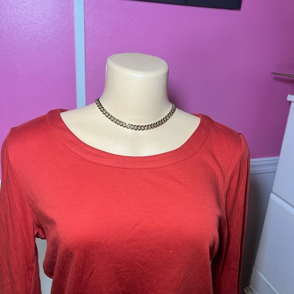 Blouse made of very fresh and soft fabric, excellent for an occasion - Picture 5 of 8